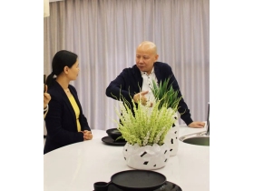 法迪奥不锈钢厨柜迎来中南林业科技大学张继娟博士莅临参观考察
