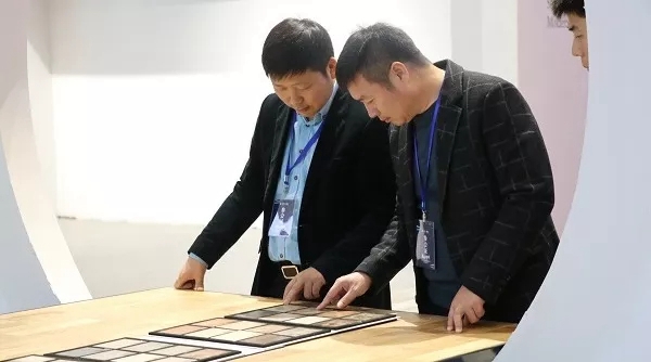中国林产协会考察团莅临贝尔地板 致敬历史共话未来