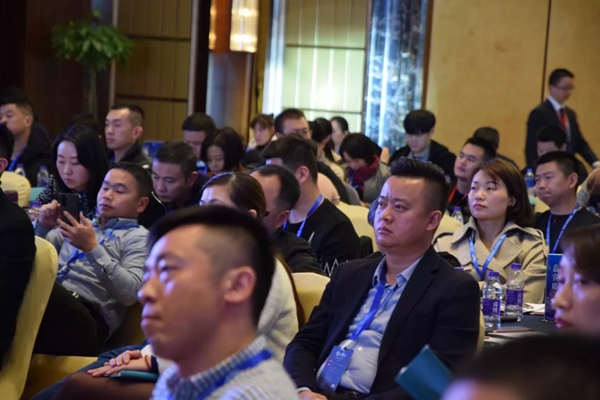沃莱菲壁纸壁布：2020战略发布会完美落幕 羽蒙计划定义未来十年