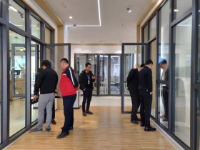 致尚阳光门窗一行莅临HOPO窗控科技参观交流