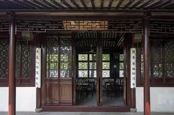 亚材门窗为您讲述中国门窗发展史