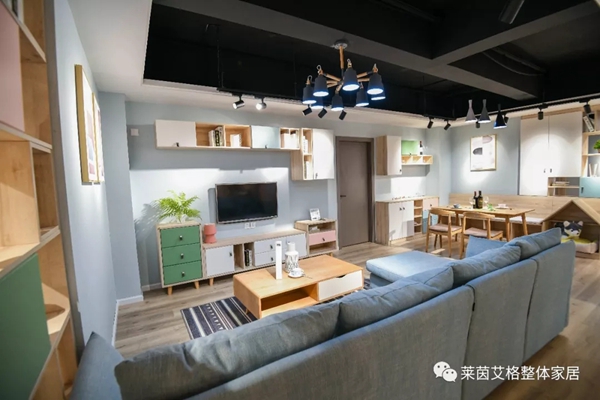 莱茵艾格家居：春风吹走一切的阴霾 将缤纷色彩带回家