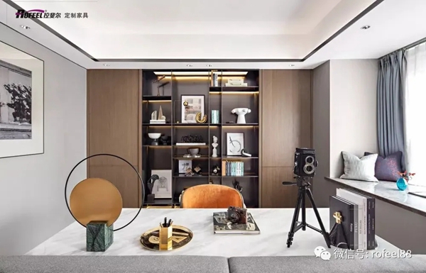 拉斐尔全屋定制:定制一个好的书柜 打造你的自由独立的精神天地 拉斐尔全屋定制:定制一个好的书柜 打造你的自由独立的精神天地