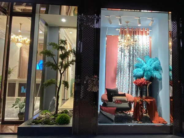 摩力克“美颜”设计 让专卖店在各大商圈中第一时间脱颖而出