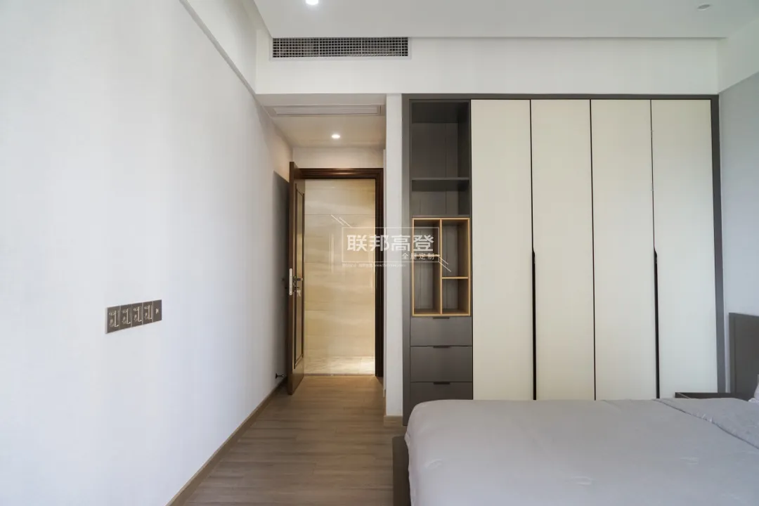 联邦高登全屋定制：168㎡ 糅合极简北欧风与新中式