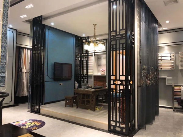 摩力克“美颜”设计 让专卖店在各大商圈中第一时间脱颖而出