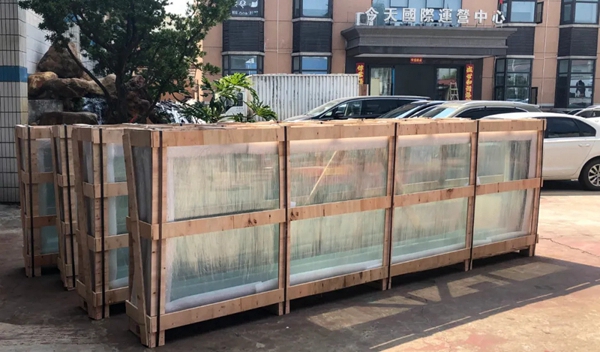 今天门窗 春暖花开 | 又一外贸大单成功装车，真忙！