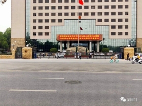 圣田智能直线段滑门守护石家庄市人民政府！