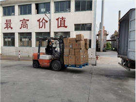 北台壁纸众志成城 努力服务好每一位客户！