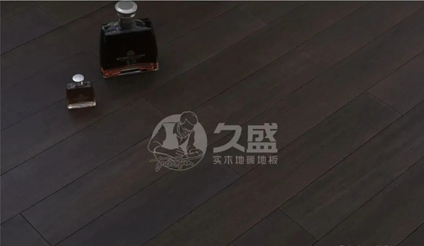 久盛地板“全民健康节”正式开启，用健康产品守护孩子健康！