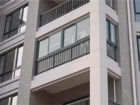 亚材门窗告诉你 高楼层阳台要不要封闭