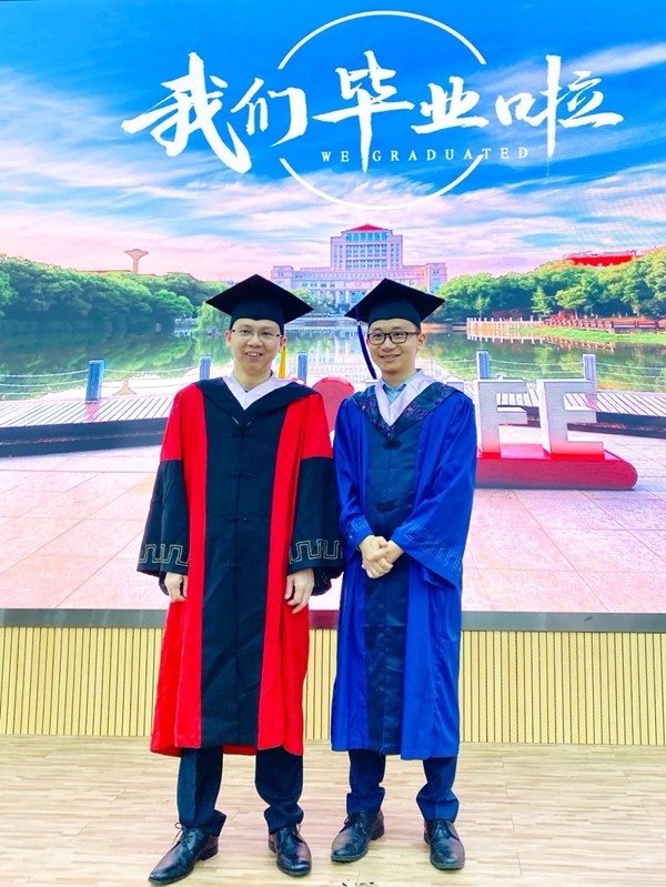 博仕门窗总经理总政委硕士研究生顺利毕业 博仕门窗总经理总政委硕士研究生顺利毕业