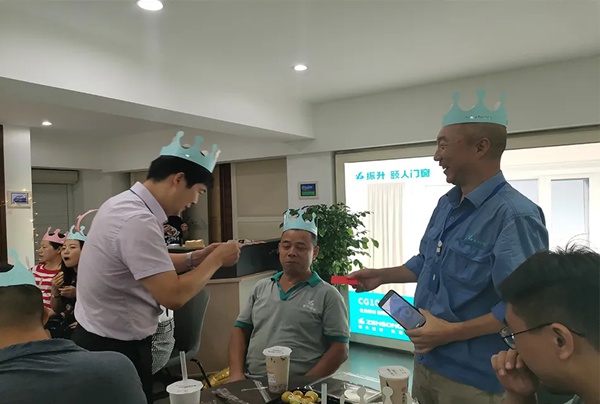 振升铝材9月员工集体生日会|欢乐相伴，与你成长