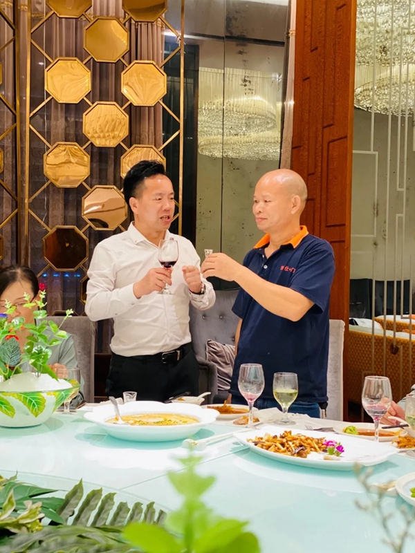 博仕门窗举行8月优秀博仕人答谢晚宴