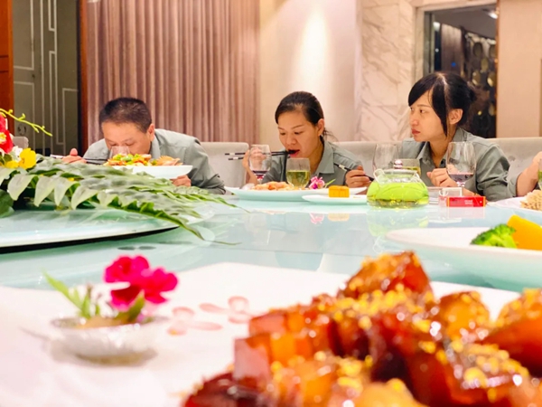 博仕门窗举行8月优秀博仕人答谢晚宴
