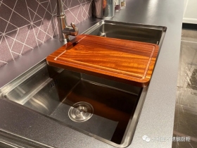 CANLiA卡利亚防水的全钢定制家居，在家也能乘风破浪