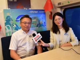 箭牌智能科技董事长钱志云搭乘沪苏通高铁 迈向新的辉煌