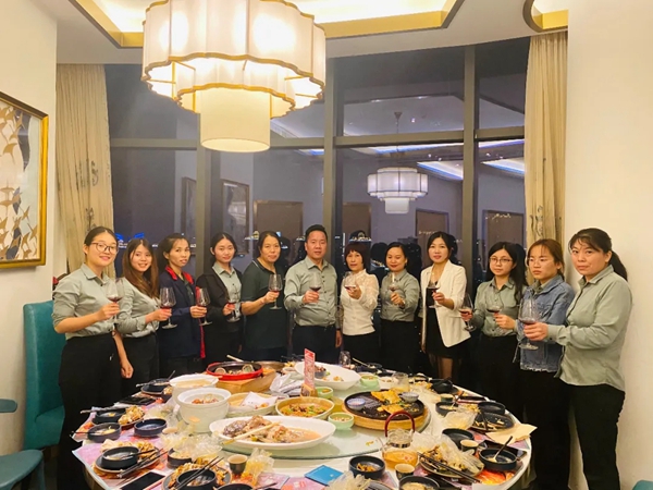 博仕门窗10月优秀博仕人答谢晚宴圆满举行 博仕门窗10月优秀博仕人答谢晚宴圆满举行