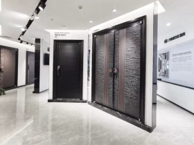 走访客户终端，共商荣高门窗区域迅速发展