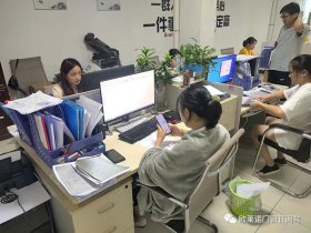 欧莱诺门窗客服部全心全意为客户服务