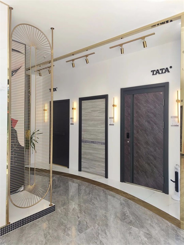 TATA入户门 丨 服务消费新势力，终端形象有足够的吸引力！