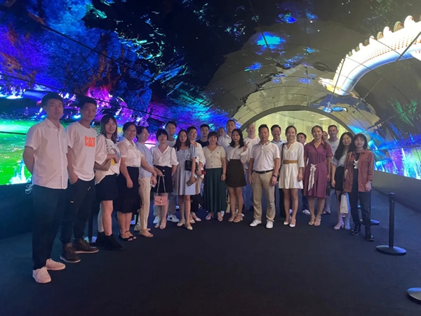 博仕门窗8月优秀博仕人表彰大会成功举行