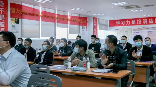拥抱趋势，创富正当时|轩尼斯门窗招商大会圆满成功