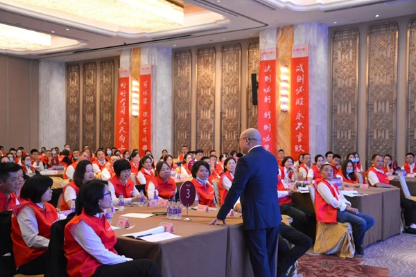 老赖不赖门窗|《超级成交》营销特训营暨年终奋战60天誓师大会盛大召开