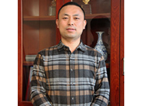 龙鼎天著木门总裁韩建军