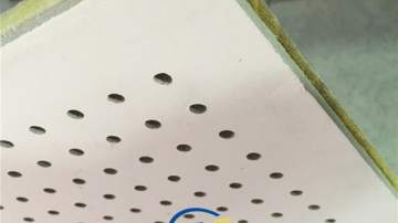 低价出售2米4隔墙消声穿孔板