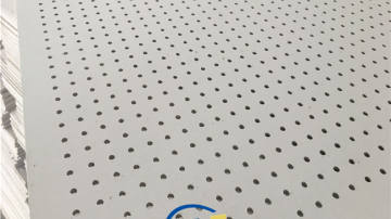 石膏消声穿孔板 1200*2400mm矿棉吊顶穿孔板琴室安装价格