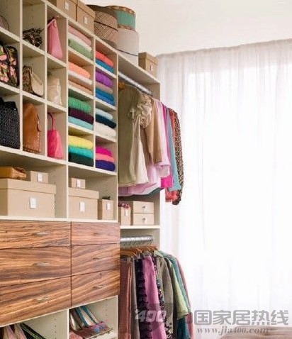经济适用型衣柜 不再担心衣服的“住宿”问题 经济适用型衣柜 不再担心衣服的“住宿”问题