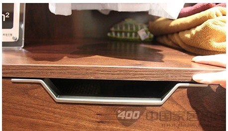 挪威月色衣帽间赏析 经济适用的家居良品 