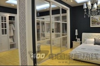 诺维家衣柜2012秋冬新品正式发布 感悟时尚传承经典 诺维家衣柜2012秋冬新品正式发布 感悟时尚传承经典