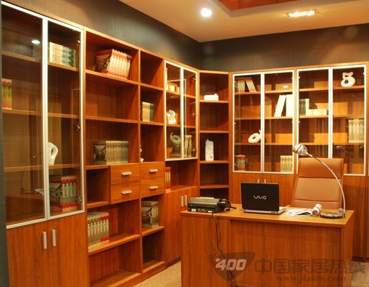 衣柜加盟商不能唯业绩是问 发扬品牌文化是核心 