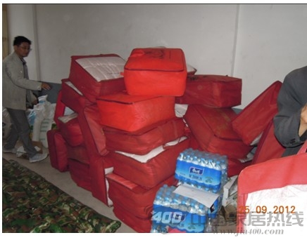 百得胜情牵彝良 千里送温暖 