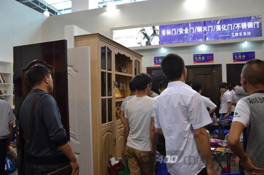 艾德乐整体衣柜完胜“第四届中国国际门博会”