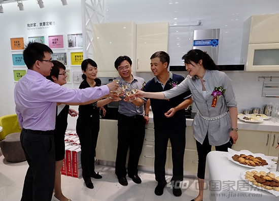 尚品宅配携手万达广场开创Shopping Mall新生活方式