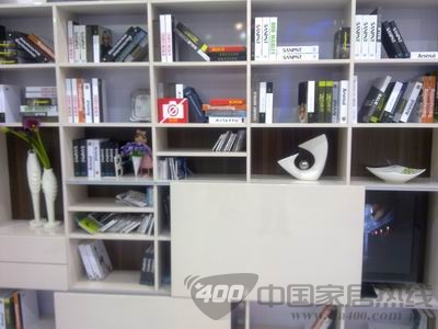 “台风来袭” 尚朋堂科技家居建博会引关注