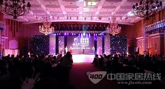 盾美铝业发布新品 T台秀打破行业陈规