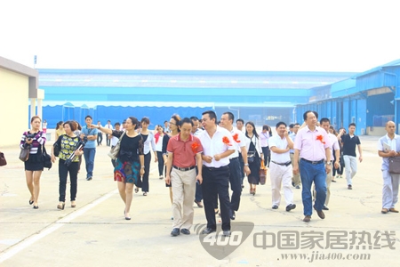 相知十年，相伴一生，诗尼曼衣柜感恩一路有您