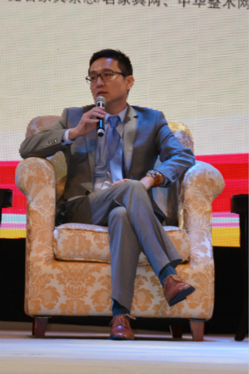 “论•衣柜文化，倡•定制生活”2014年衣柜年会盛大举行