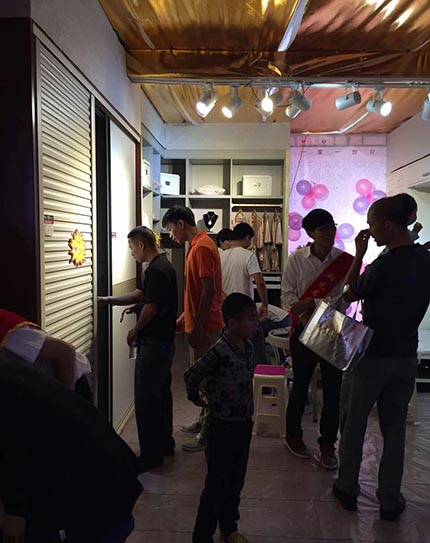 邦元名匠兴义店：现场活动优惠下订单，返现金