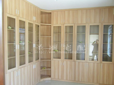 现在能去圣丽宅配工厂实地考察吗？