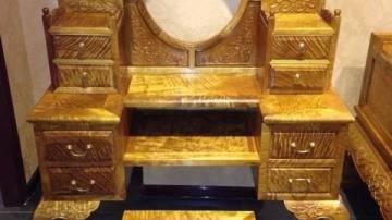 金丝楠家具