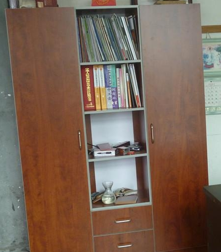 时行家具衣柜