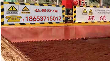 猪舍堆肥选用轨道式翻堆机优势、建槽要求